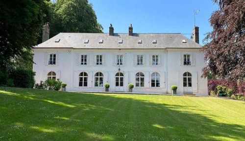 Eight-Bedroom House