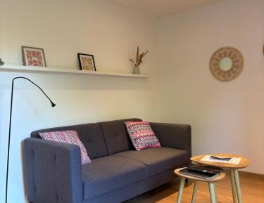 Family Room with Garden View