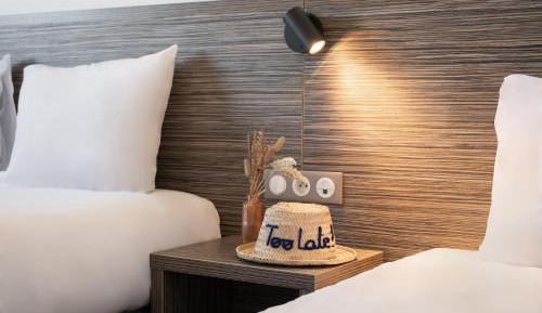 Twin Room 