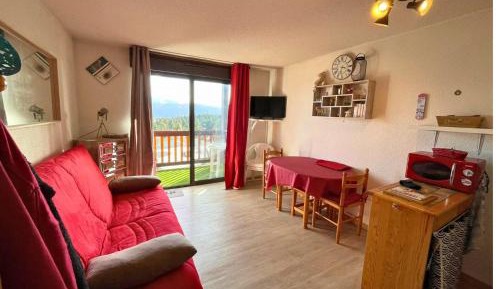 Studio Apartment with Balcony