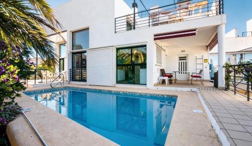 Villa with Sea View