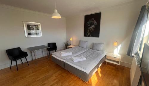 Double Room with Private Bathroom