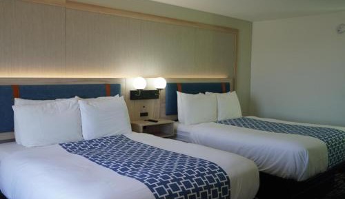 Double Queen Room