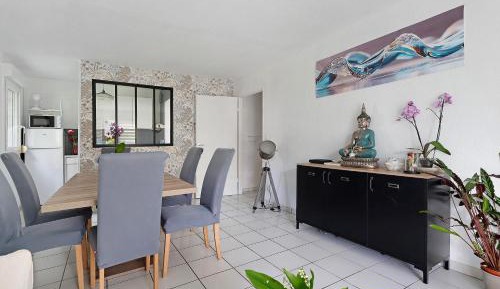 Apartment with Terrace
