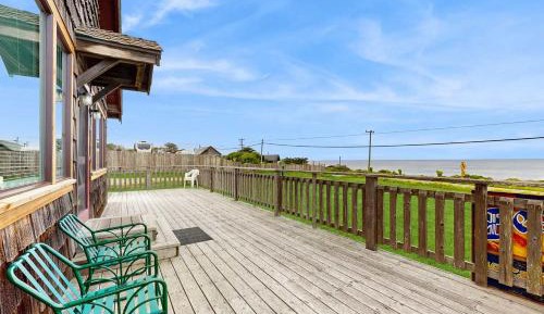 Four bedroom holiday home 