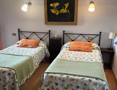 Double or Twin Room with Private Bathroom
