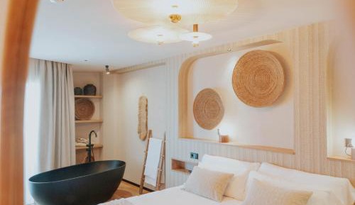 Superior Double Room with Bath