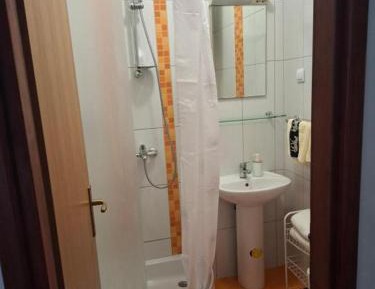 Double or Twin Room with Private Bathroom