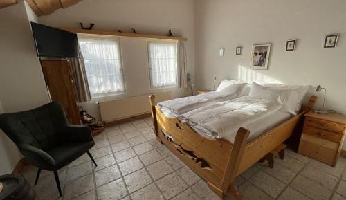 Theme room