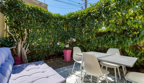 Superior One-Bedroom Apartment with Balcony