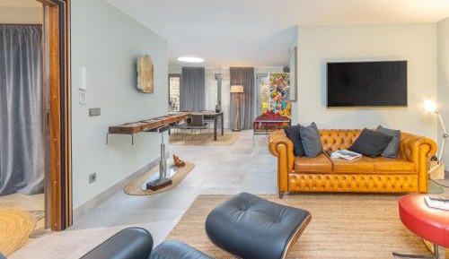 Superior One-Bedroom Apartment with Balcony