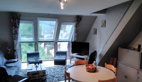 Two-Bedroom Deluxe Apartment with Garden View