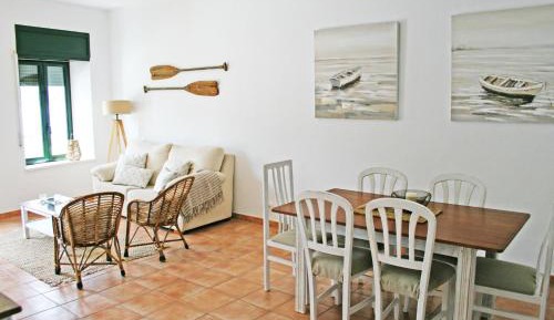 Three-Bedroom Premium Apartment with Balcony