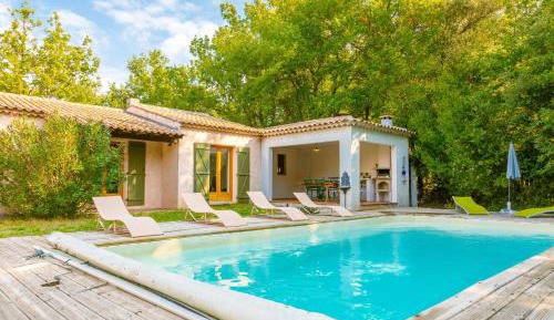 Villa with Garden View
