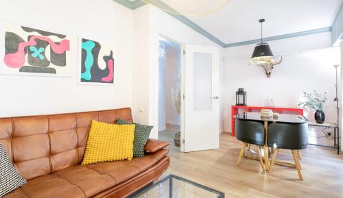 Two-Bedroom Deluxe Apartment with Balcony