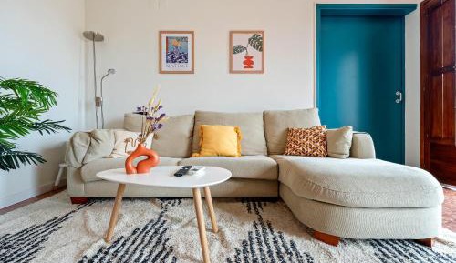 Two-Bedroom Deluxe Apartment with Balcony