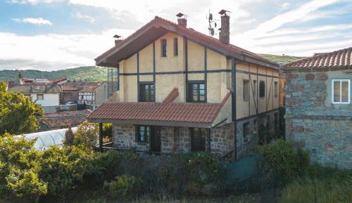 Superior Apartment with Balcony