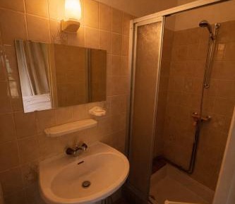 Double Room with Shared Toilet