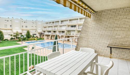 Superior One-Bedroom Apartment with Balcony
