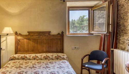 Deluxe Double Room with Bath