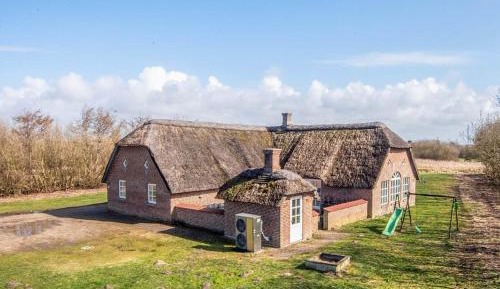 Seven-Bedroom Holiday Home