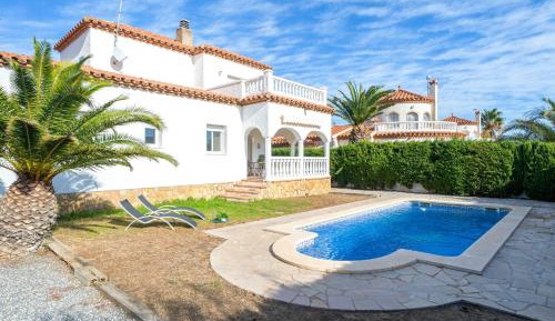 Villa with Sea View
