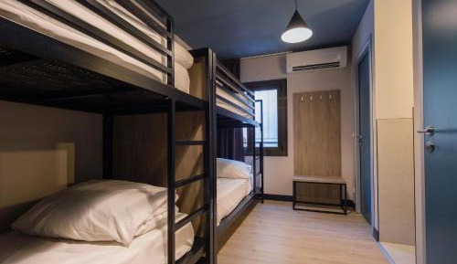 Bed in 4-Bed Dormitory Room