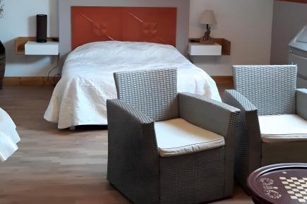 Studio Apartment with Sea View