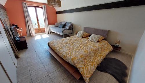 Quadruple Room with Mountain View