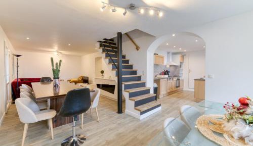 Apartment with Terrace