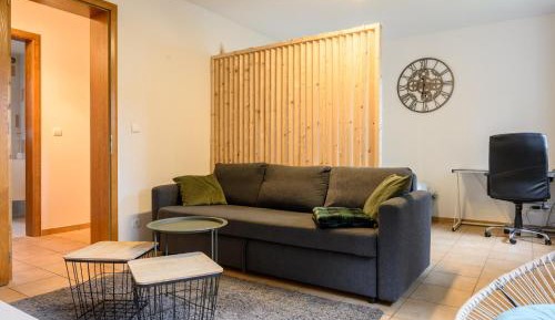 One-Bedroom Apartment with Garden View