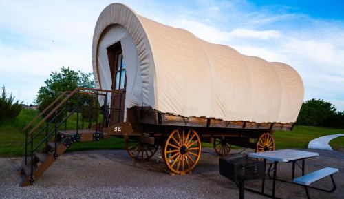 Glamping Wagon 2