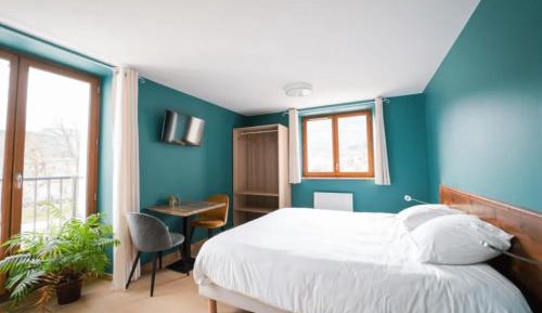 Double Room with Mountain View