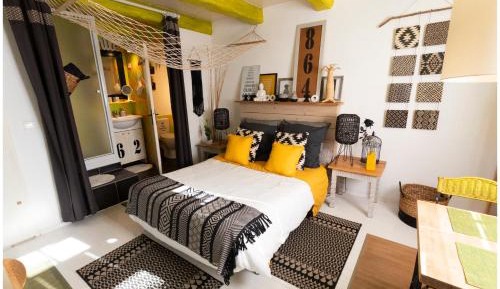 Double Room with Terrace
