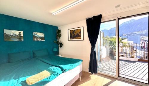 Deluxe Double or Twin Room with Mountain View