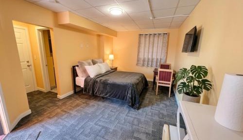 Queen Room