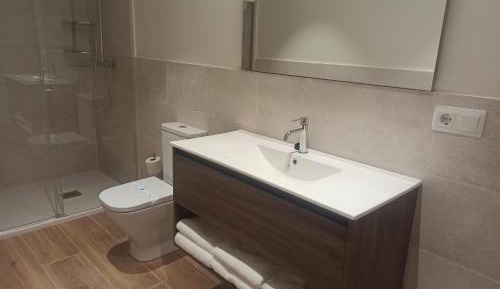 One-Bedroom Apartment with Garden