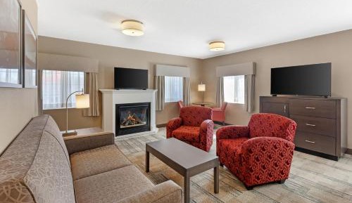 King Suite with Fireplace