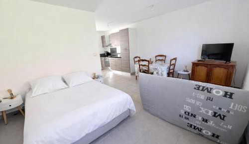 One-Bedroom House