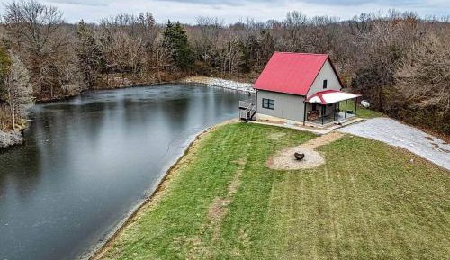 Three-Bedroom Vacation Home 