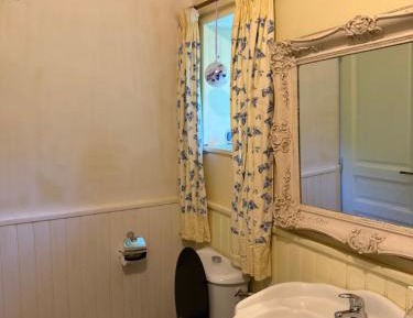 Standard Double Room with Shared Bathroom