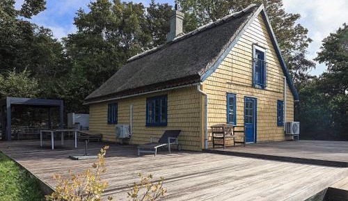 Three-Bedroom Vacation Home 