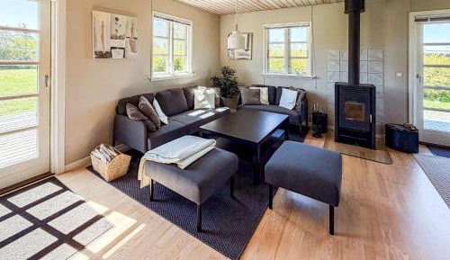 Three-Bedroom Vacation Home 