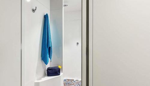 Tandem Room