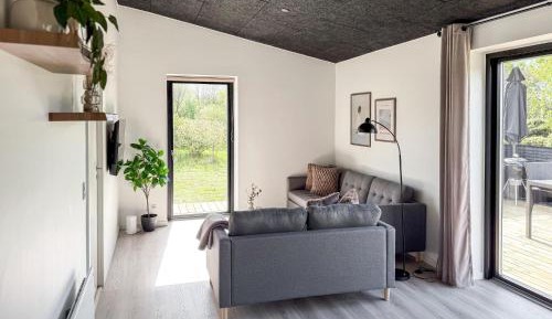 Three-Bedroom Vacation Home 