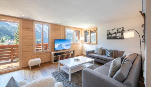 Three-Bedroom Premium Apartment with Balcony