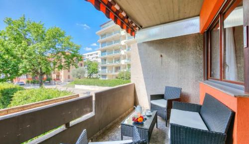 Apartment with Terrace