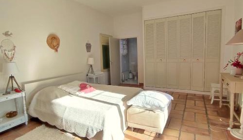 Quadruple Room with Private Bathroom