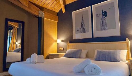 Deluxe Double Room with Bath