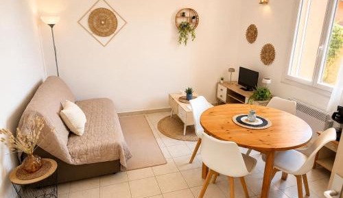 Apartment with Sea View